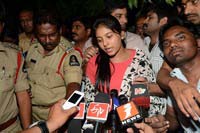 Anjali Returns to Hyderabad Photos